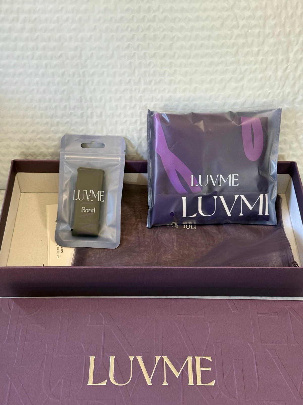 Luvme Human Hair Wig ALL DAY COMFORT WIG Curly Hair ￼ New In Box!