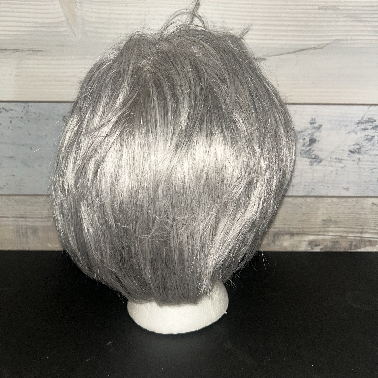 Set Of 6 Paula Young Wigs – Short Hair Average Size