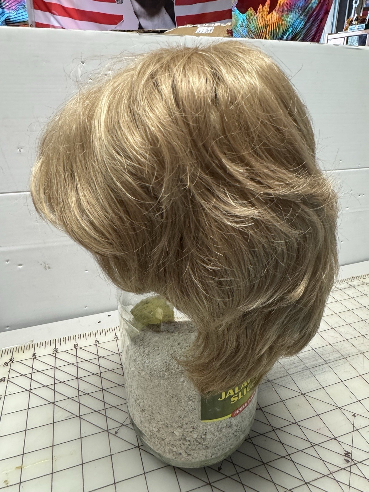 SHORT MID-LENGTH STRAIGHT HAIR FACE-FRAMING LAYERED SHAG BOB WIG