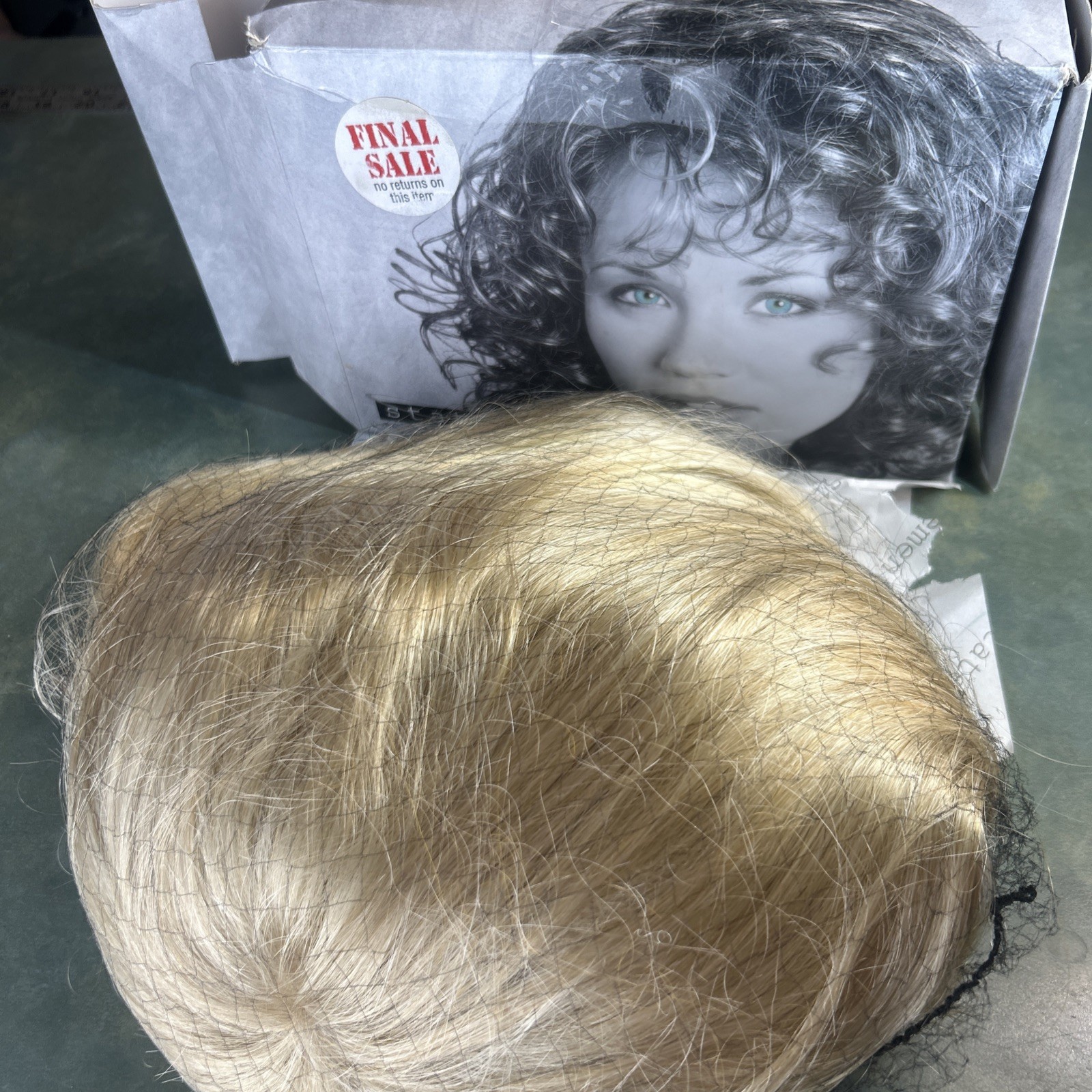Statements Exhilarating Wig 26-613AT Blonde Bangs Average Sz TWC As Is Read